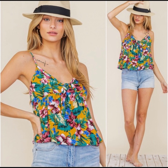 SALE! ❤️ NEW! Mustard floral sleeveless sweetheart summer cute floral summer top - Picture 1 of 4